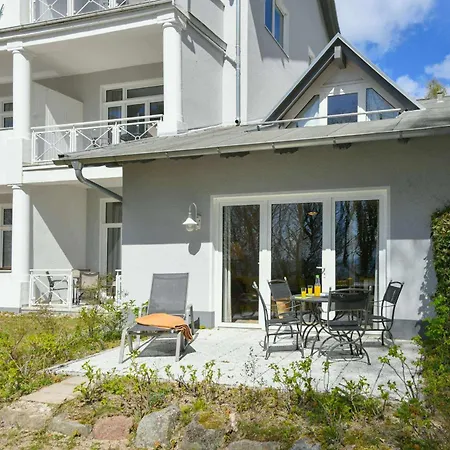 Apartment Haus Am Hoevt - 10 Goehren (Ruegen)