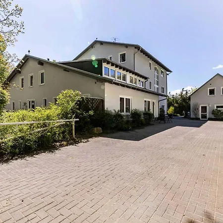 Apartment Haus Am Hövt - 10 Goehren (Ruegen)